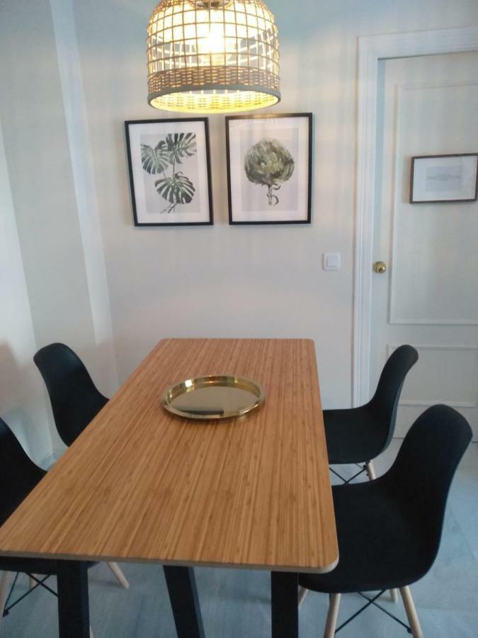 Apartamento 2 dormitorios muy centrico Jerez de la Frontera Exterior foto